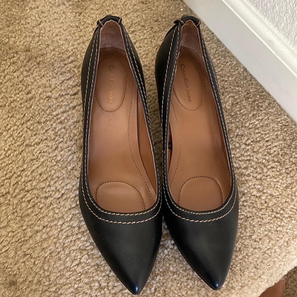 Calvin Klein Pumps